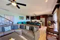 6 bedroom house 715 m² Roatan, Honduras