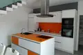 3 bedroom house 220 m² Sutomore, Montenegro