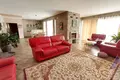 Villa de 4 dormitorios 495 m² Becici, Montenegro