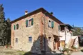 Доходный дом 400 м² Lucignano, Италия