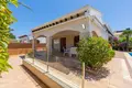 Villa de 4 dormitorios 168 m² Orihuela, Španjolska