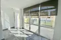 Villa de tres dormitorios 85 m² Orihuela, España