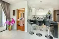 Kondominium 1 Schlafzimmer 90 m² Phuket, Thailand