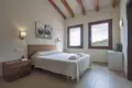 5-Schlafzimmer-Villa 310 m² Calp, Spanien