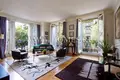 4 bedroom apartment 158 m² Paris, France