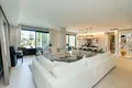 5 bedroom apartment 210 m² Estepona, Spain