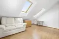 Dom 7 pokojów 230 m² w Warszawa, Polska