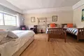 4-Schlafzimmer-Villa 550 m² lAlfas del Pi, Spanien