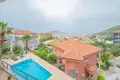 4-Schlafzimmer-Villa 200 m² Alanya, Türkei