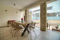 Casa 6 habitaciones 370 m² Pafos, Chipre