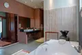 5 bedroom villa 800 m² Ratsada, Thailand