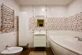Mieszkanie 3 pokoi 104 m² Ryga, Łotwa
