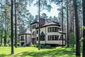 Casa 10 habitaciones 800 m² Jurmala, Letonia