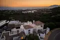 villa de 5 dormitorios 860 m² Marbella, España