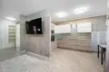 Mieszkanie 3 pokoi 89 m² Mińsk, Białoruś