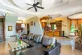 3-Schlafzimmer-Villa 640 m² Phuket, Thailand