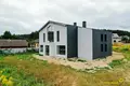 Casa 401 m² Ratomka, Bielorrusia