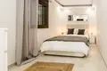 Mieszkanie 2 pokoi 80 m² Marbella, Hiszpania