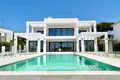 4 bedroom house 450 m² San Pedro Alcantara, Spain
