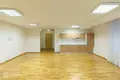 Nieruchomości komercyjne 3 pokoi 80 m² w Ryga, Łotwa