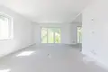 Mieszkanie 4 pokoi 138 m² Warszawa, Polska