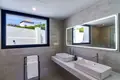 4-Schlafzimmer-Villa 230 m² Marbella, Spanien