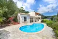 Villa de tres dormitorios 120 m² Francia, Francia