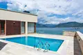 villa de 5 dormitorios 517 m² Tivat, Montenegro