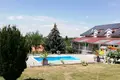 8 room house 480 m² Nemesbuek, Hungary