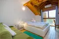 8 room house 262 m² Lapat, Croatia