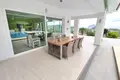 Villa de tres dormitorios 357 m² Calpe, España