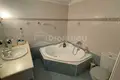 4 bedroom apartment 192 m² Nea Moudania, Greece