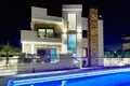 5 bedroom villa 460 m² Torrevieja, Spain