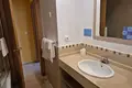 Mieszkanie 1 pokój 79 m² Manilva, Hiszpania