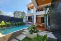 Villa de tres dormitorios 182 m² Thalang, Tailandia
