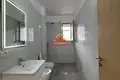 Квартира 3 комнаты 102 м² Влёра, Албания