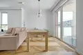 Mieszkanie 3 pokoi 77 m² Warszawa, Polska