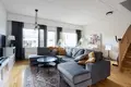 Квартира 4 комнаты 93 м² Hietakyla, Финляндия