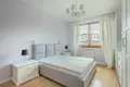 3 room apartment 87 m² in Warsaw, Poland