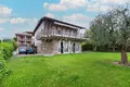 Villa 7 Zimmer 180 m² Peschiera del Garda, Italien