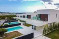 4-Schlafzimmer-Villa 210 m² Finestrat, Spanien