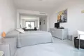 2 bedroom penthouse 130 m² Bordighera, Italy