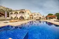 Maison 8 chambres 800 m² Agios Tychonas, Chypre