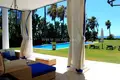 Haus 5 Schlafzimmer 700 m² Marbella, Spanien