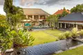 4-Schlafzimmer-Villa 1 000 m² Gianyar, Indonesien