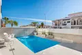 3 bedroom villa 143 m² Playa Flamenca I, Spain