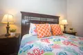 2 bedroom condo 107 m² West Bay, Honduras