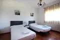 4-Schlafzimmer-Villa 300 m² Calp, Spanien