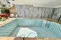 Duplex 4 bedrooms 210 m² Mezitli, Turkey
