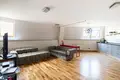 Commercial property 66 m² in Warsaw, Poland